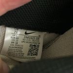 Nike Air Force 1 Low Youth size 7 Women's s size 8.5 Photo 5