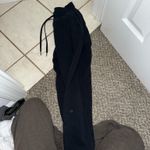 Lululemon low rise Joggers Photo 6