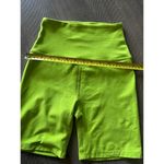 Beyond Yoga Spacedye Keep Pace 7" Biker Short in Matcha Lime Green Women’s Small Photo 8