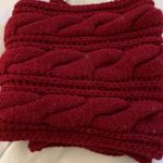 BURGUNDY CABLE KNIT CHUNKY CIRCLE SCARF Red Photo 4