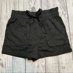 Socialite  Black High Waisted Tie Front Pocket Shorts. Size Large. Photo 2