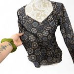 Bandolino Geometric Floral Print Long Sleeve Top β Size M Y2K Retro Top Photo 3