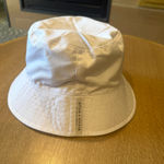 Alice + Olivia new adult one size reversible daisy bucket hat A3 3074 Photo 5