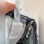 Good American Women’s Girlfriend Distressed Indigo Jean Shorts Size 10 Photo 9