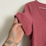 American Eagle  Outfitters Rose Ribbed Cropped Size Large Soft Short Sleeve Top Photo 5