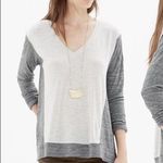 Madewell All Around Long Sleeve V-Neck Tee Top in Colorblock Grey Photo 0