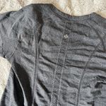 Lululemon  Top Swiftly Tech Photo 3