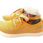 Allbirds  Comfort Mesh Shoe Womens Sz 7 Yellow  Knit Wool Lace Up Running Sneaker Photo 2