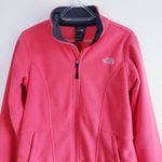 The North Face  1/4 Zip Closure Fleece Jacket Photo 1