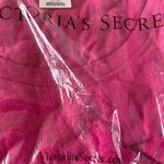 PINK - Victoria's Secret Brand new in bag VS Pink t-shirt Photo 3