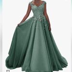 JAEDEN formal green a line v neck floral tulle dress prom wedding bridesmaid NWT Size undefined Photo 1