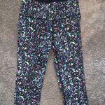 PINK - Victoria's Secret Cropped Yoga Pants Photo 0