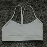 Lululemon white flow y adjustable band sport bra size 8 Photo 0