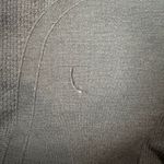 Lululemon 2 Seamless Ebb to Street Legging Gray Ankle Length Yoga Running Photo 3