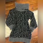Anthropologie Emmy Cowl Neck Leopard Print Tunic Sweater – XS – Gray/Black Photo 2