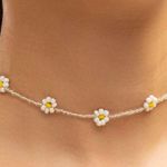 Daisy Flower Choker Necklace Photo 0
