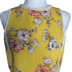 Tempted Sleeveless Boho Keyhole Top XL Yellow Floral Crochet Lace Elastic Button Photo 1