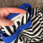 Blue and white striped sweater Black Photo 3