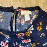 Hinge  Lace Trim Sleeveless Top | XS Photo 4