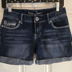 Ariya Jeans Ariya Women's Size 5/6 Cuffed Blue Denim Jeans Shorts Embroidered Low Rise Y2K Photo 0