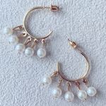 Lulus Pearl dangle earrings Photo 0