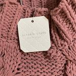 Altar'd State NWT Altar State Nostalgia Rose Pink Cropped Sweater Size S Boxy Fit Photo 2