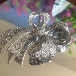Vintage art deco Kenneth Jay Lane rhinestone bow brooch pin Silver Photo 0