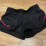 Under Armour Shorts Athletic Photo 0