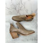 Lucky Brand  Boots Womens Size 8.5 Tan Leather Block‎ Heel Pull On Style Photo 5