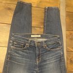 J Brand  medium wash skinny leg‎ skinny jeans size 28 Photo 2