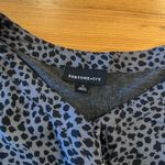 Fortune + Ivy Chic Black and Gray Patterned Blouse Photo 5