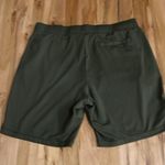 32 Degrees Heat 32 Degree Cool Green Drawstring Shorts - Size XXL Photo 2