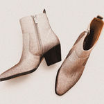 Michael Kors Harlow Silver Glitter Western Boots – Disco Cowgirl Glam (Size 6.5) Photo 0