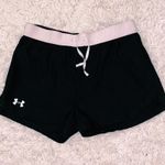 Under Armour Shorts Photo 0