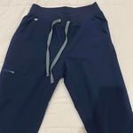FIGS  Scrub Pants Jogger Photo 3