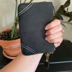 Coach signature canvas wristlet with contrast stitching EUC brass hardware Photo 11