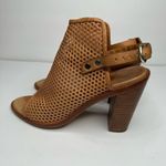 Rag and Bone  Wyatt Perforated Sandal size 40 Photo 2