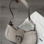 OSOI hobo brocle bag Photo 11