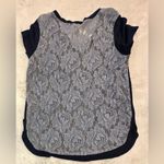 Le lis Blue Top Blouse with Lace Semi-Sheer Back Tee T-Shirt Women's Size M Photo 1