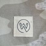 We Wander Gray Camo Joggers NWT Size Medium Cropped Camo Jogging Pants Photo 5