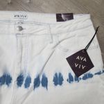 Ava & Viv Women's Plus Size Light Blue Denim Jean Shorts - Size 26W - NWT Photo 4