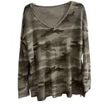American Eagle  Women's Camo Long Sleeve Waffle Knit Thermal Top M Photo 1