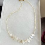 Boutique Vintage Mother of Pearl boho necklace Photo 2