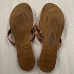 Pierre Dumas Gold Sandals Sleek Flip-Flop Design Photo 3