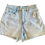 Old Navy NWT Higher High Rise Sky-Hi A-Line 3” Inseam Lt Blue/ Lt Wash Denim 4 Photo 2