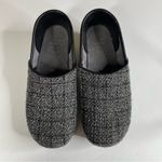 Dansko  Womens Vegan Tweed Print Clogs Size 41 Photo 2