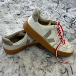 VEJA  Sneakers Photo 0