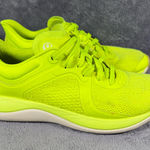 Lululemon Women's 6.5  Chargefeel Low Workout Shoe Highlight Yellow Light Ivory Photo 0