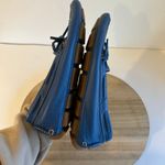 L.L.Bean  Bright Blue Genuine Leather Bow Moccasin Driving Shoe Size Size 7 Photo 2