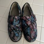 Alegria  lauryn clog feather weight slip on shoes cross strap size 40 Photo 1